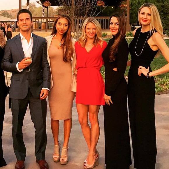 Meet your Posher, Sarah - Picture 1 of 1